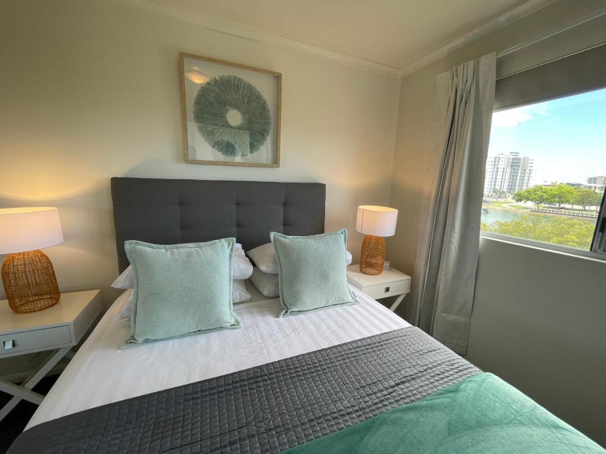 City Stadium Apartment On The Riverfront 38 Townsville Exterior photo